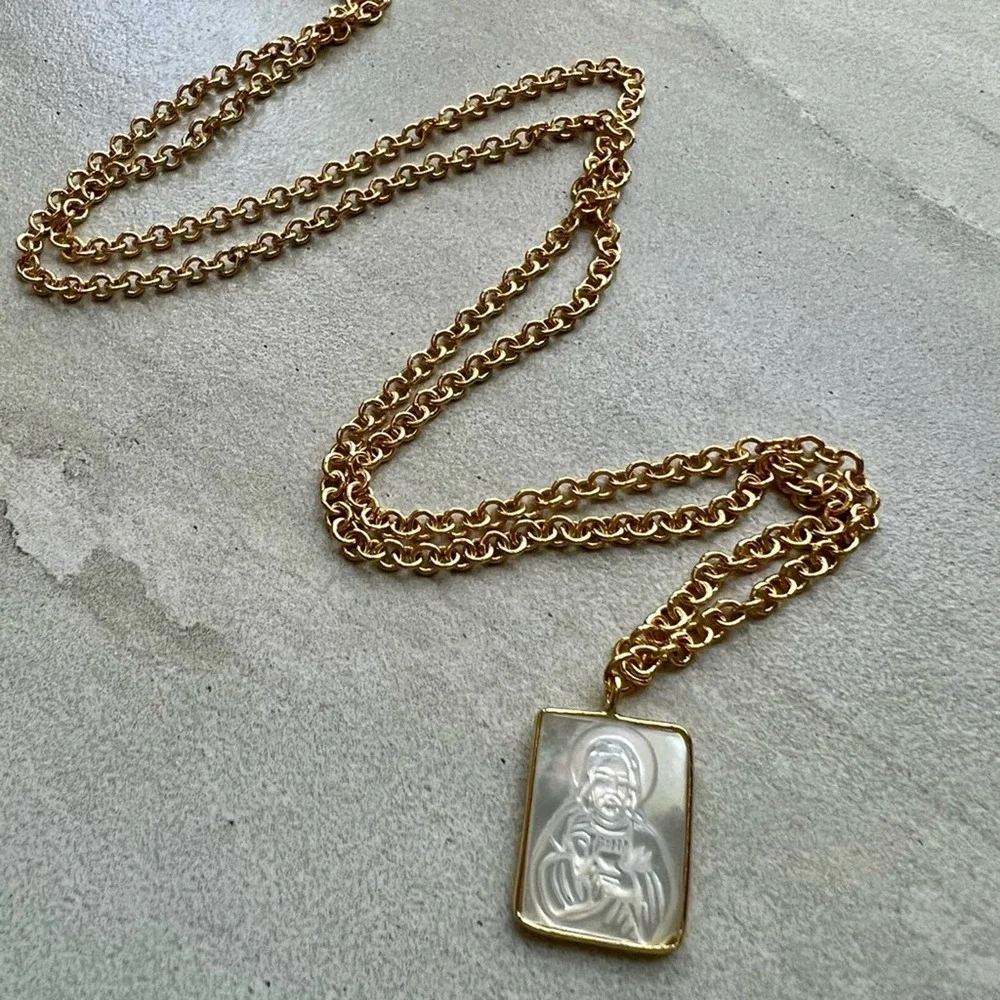 *EVA* Rectangular Carved Shell Religious Pendants - Picture 3 of 11